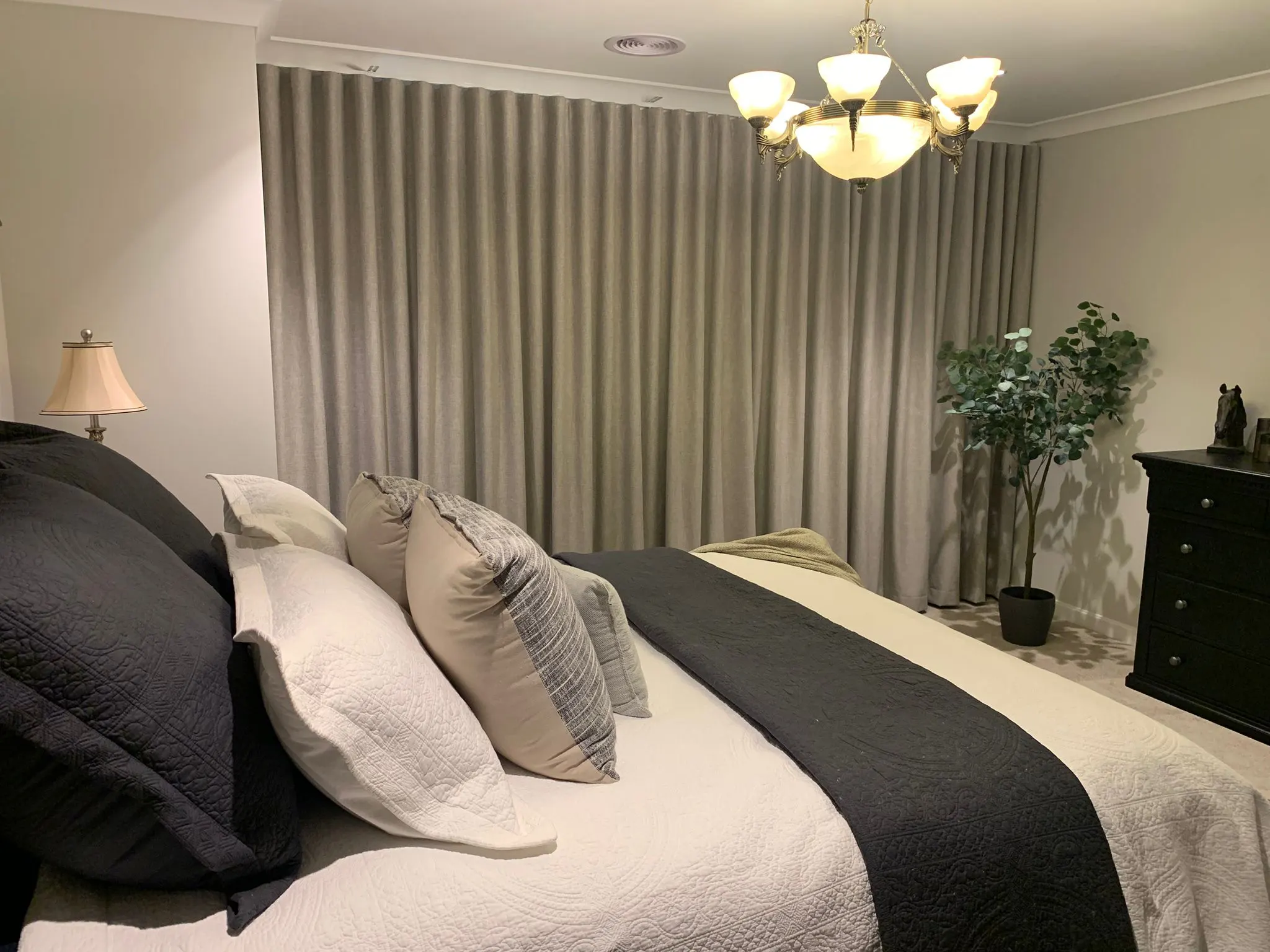 Custom blinds and curtains installation in Cranbourne Melbourne