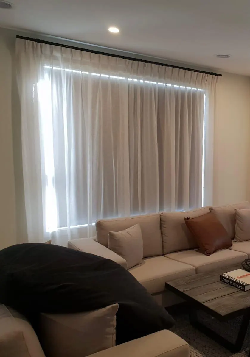 Custom blinds and curtains installation in Gold Coast Melbourne